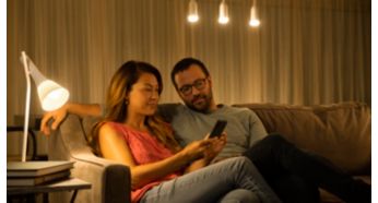 Повдигнете настроението си с топла бяла или студена дневна светлина