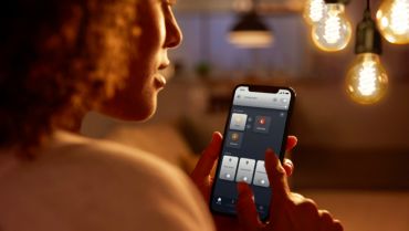 Styr opptil ti lyskilder med Bluetooth-appen